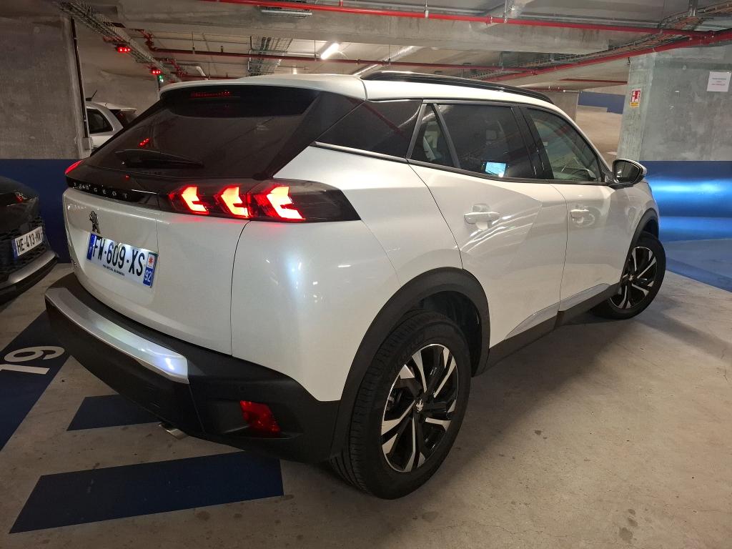 Peugeot 2008 BlueHDi 130 S&S EAT8 Allure Business 2021