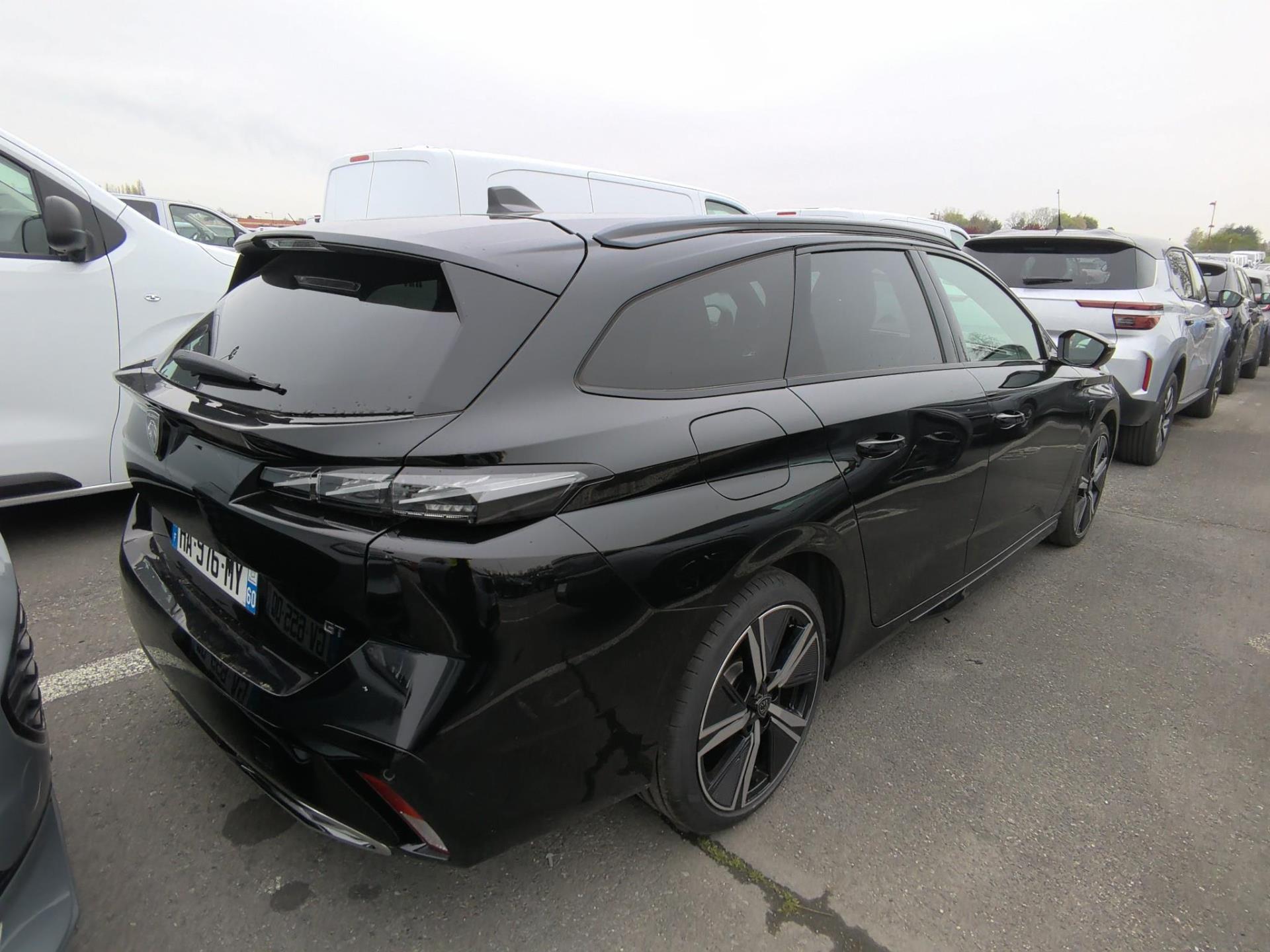 Peugeot 308 SW Hybrid 136 e-DCS6 GT 2024