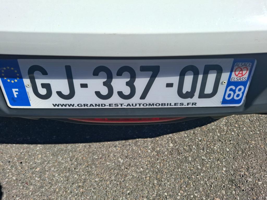 Peugeot 208 BLUEHDI 100 S&S BVM6 PREMIUM 2022