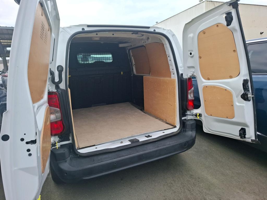 Peugeot PARTNER FOURGON STANDARD 650 KG BLUEHDI 100 S&S BVM5 ASPHALT 2019