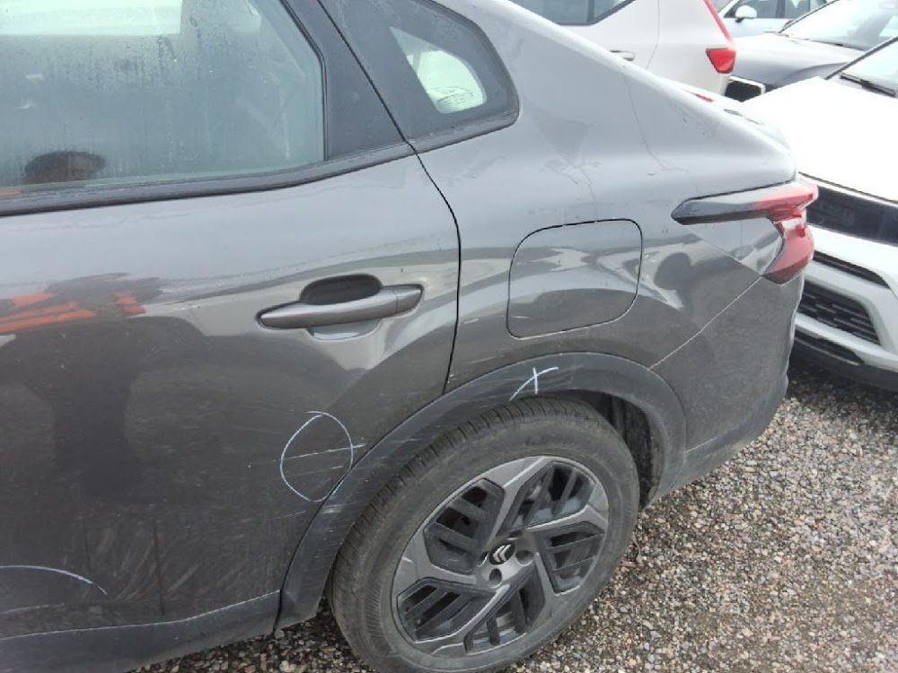 Foto Citroën C4 X 12