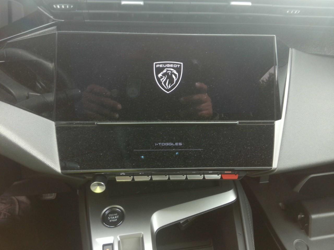 Foto Peugeot 408 14