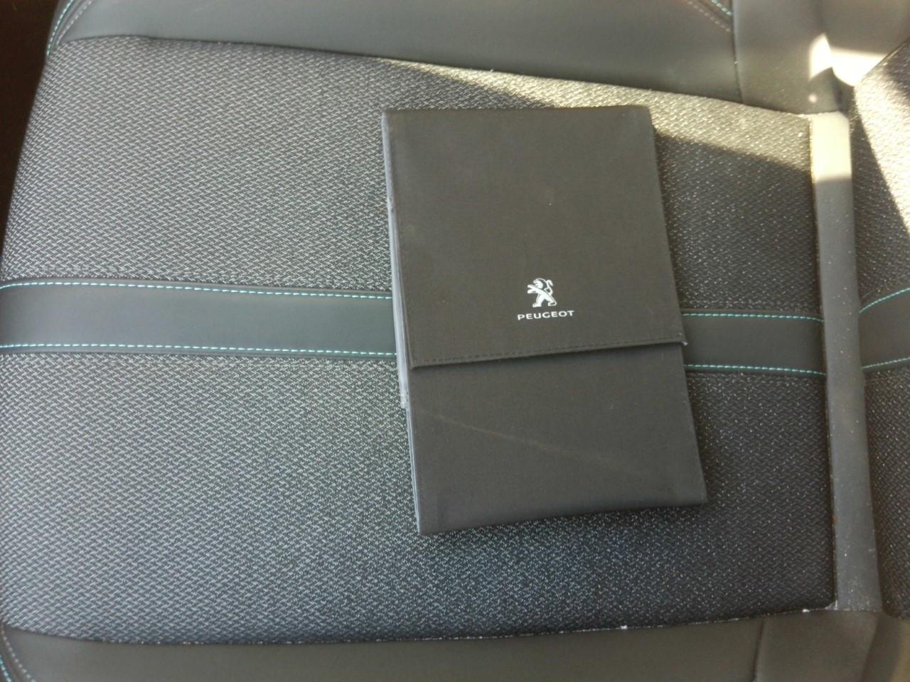 Foto Peugeot 308 8