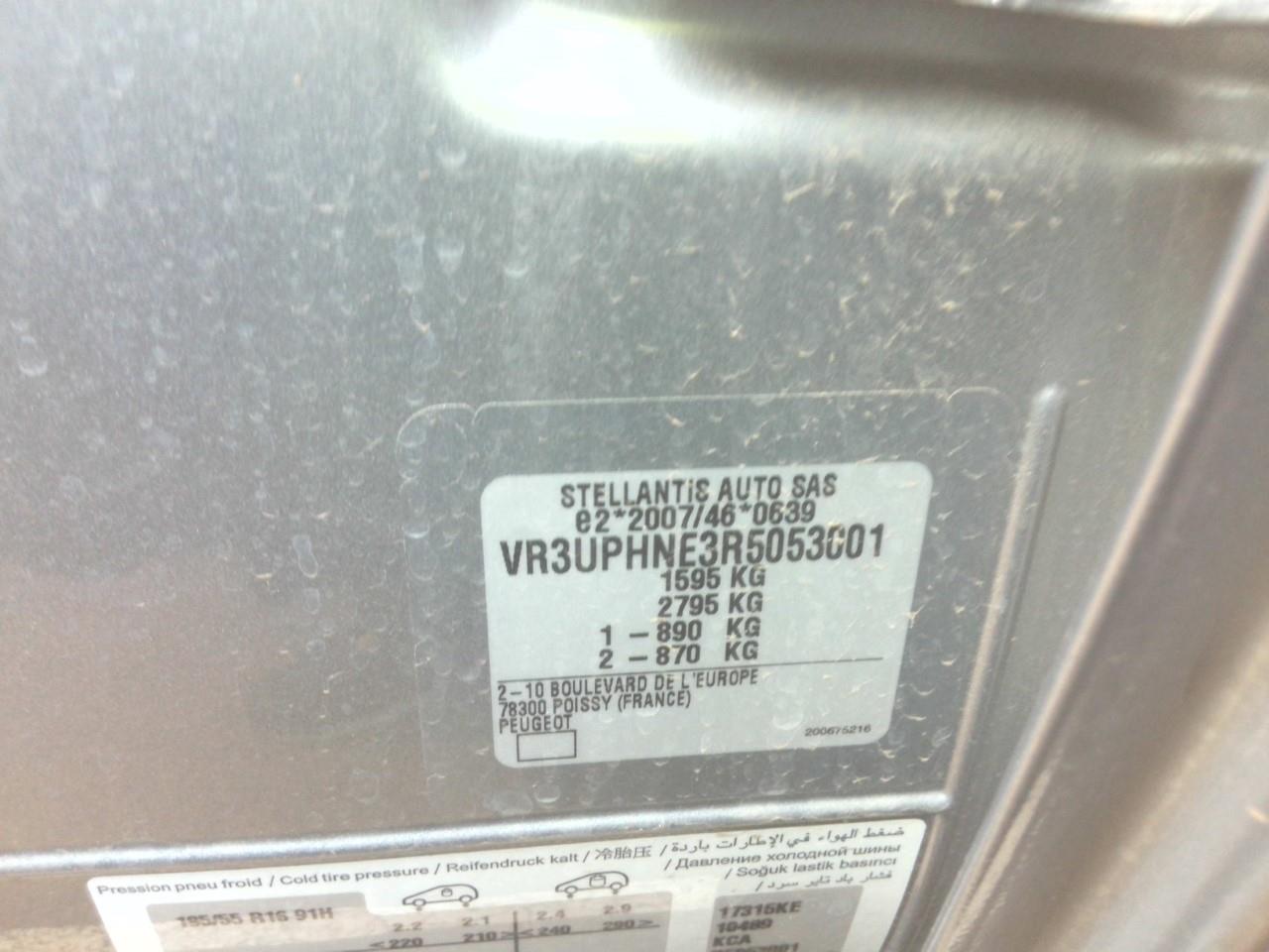 Foto Peugeot 208 14