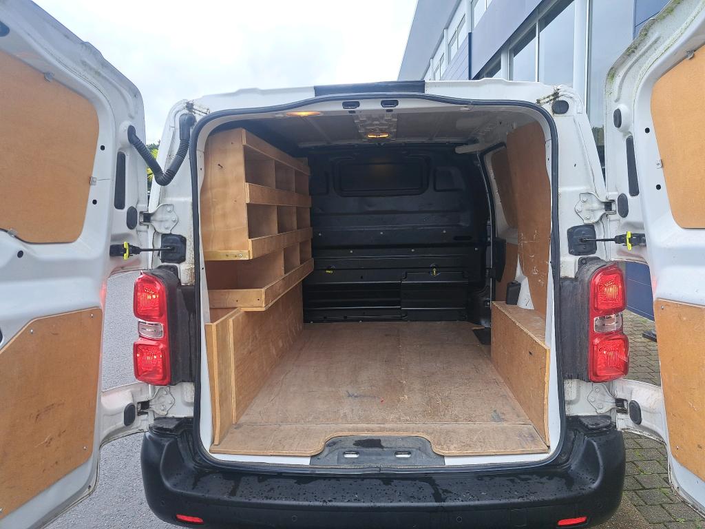 Peugeot EXPERT FGN TOLE COMPACT BLUEHDI 120 S&S EAT8 PREMIUM 2020