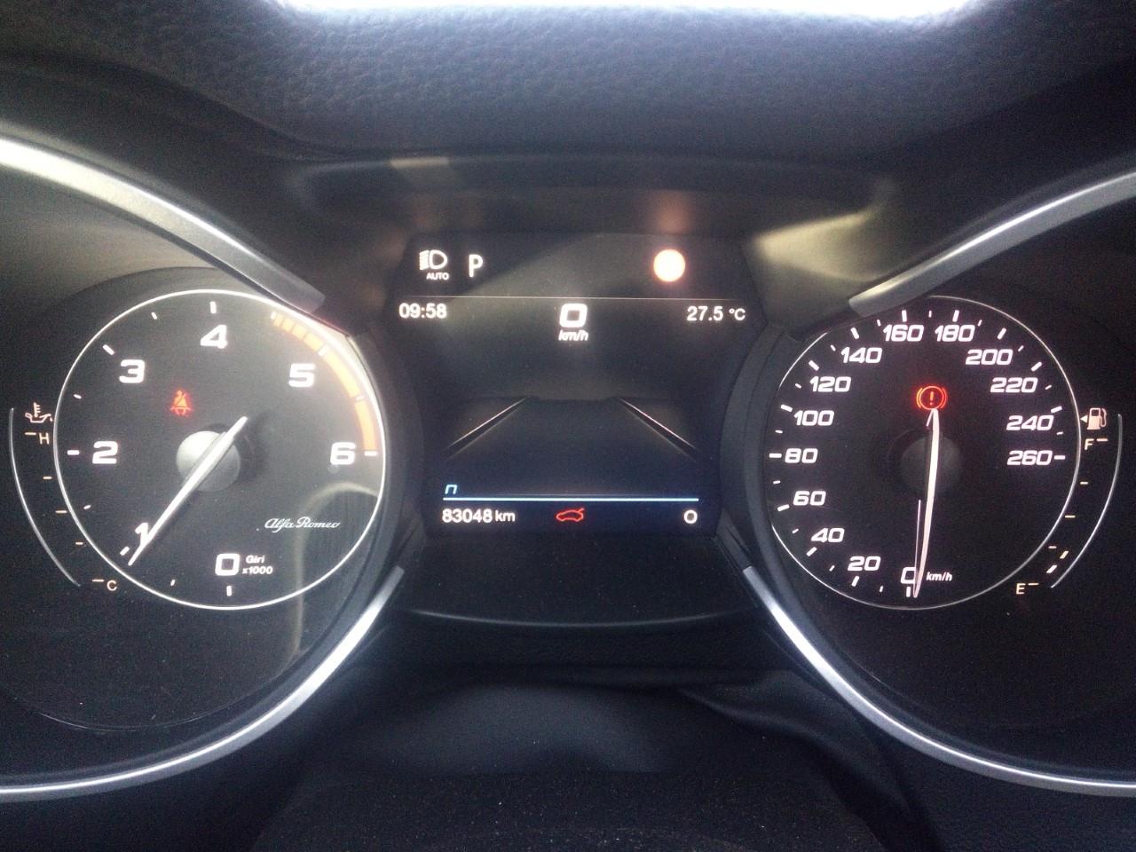 Foto Alfa Romeo Stelvio 5