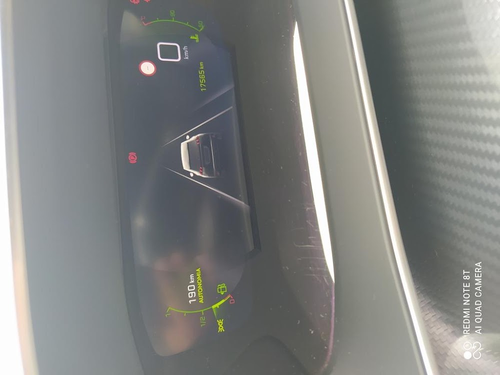 Foto Peugeot 2008 1