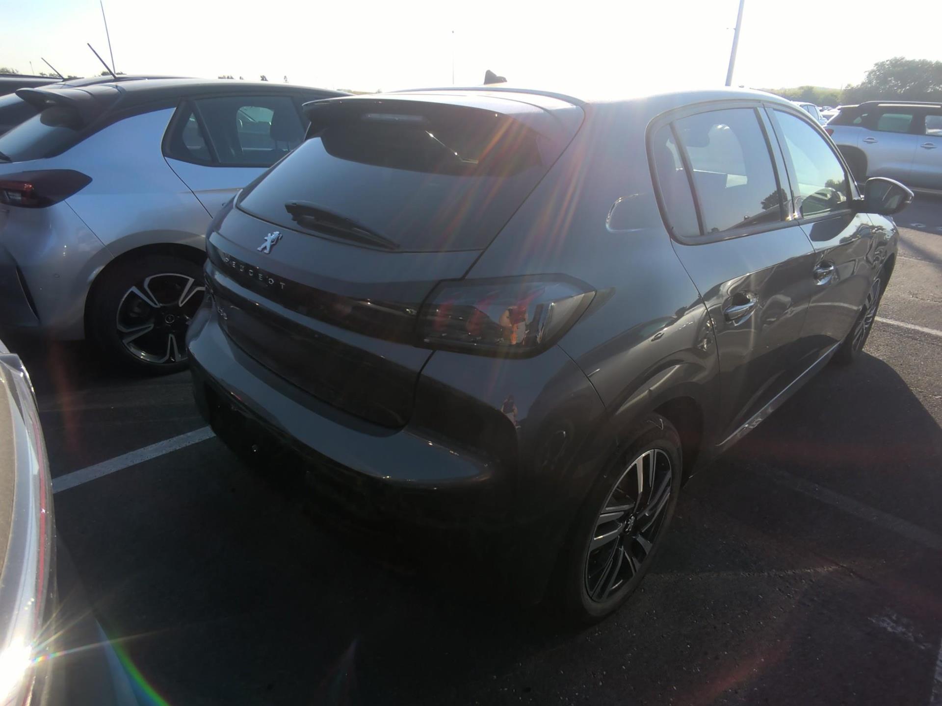Peugeot 208 BlueHDi 100 S&S BVM6 Allure Pack 2023