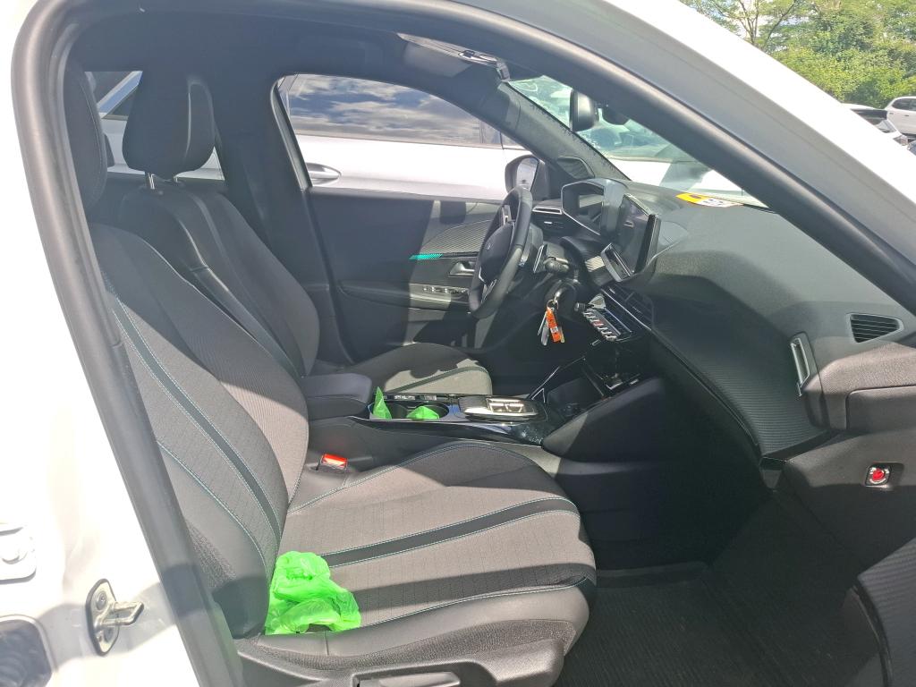 Peugeot 2008 PureTech 130 S&S EAT8 Allure Pack 2022