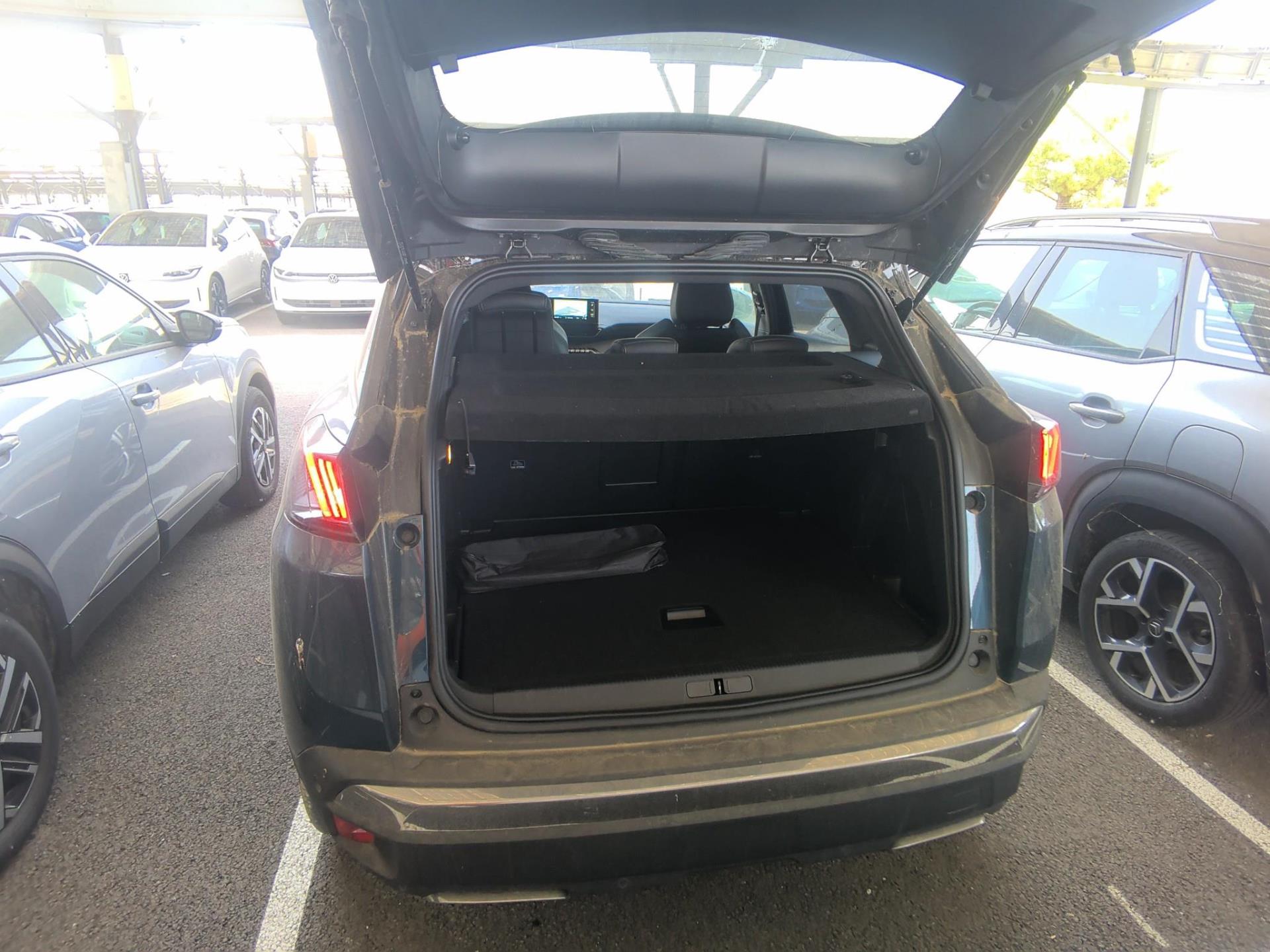 Peugeot 3008 BlueHDi 130ch S&S EAT8 GT 2023