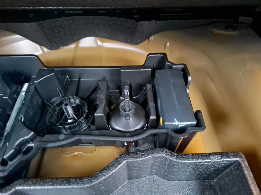 Peugeot 2008 PureTech 130 S&S EAT8 GT 2024