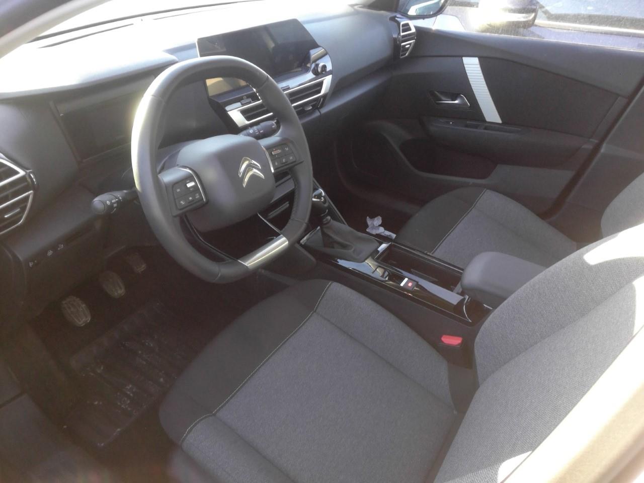 Foto Citroën C4 X 3