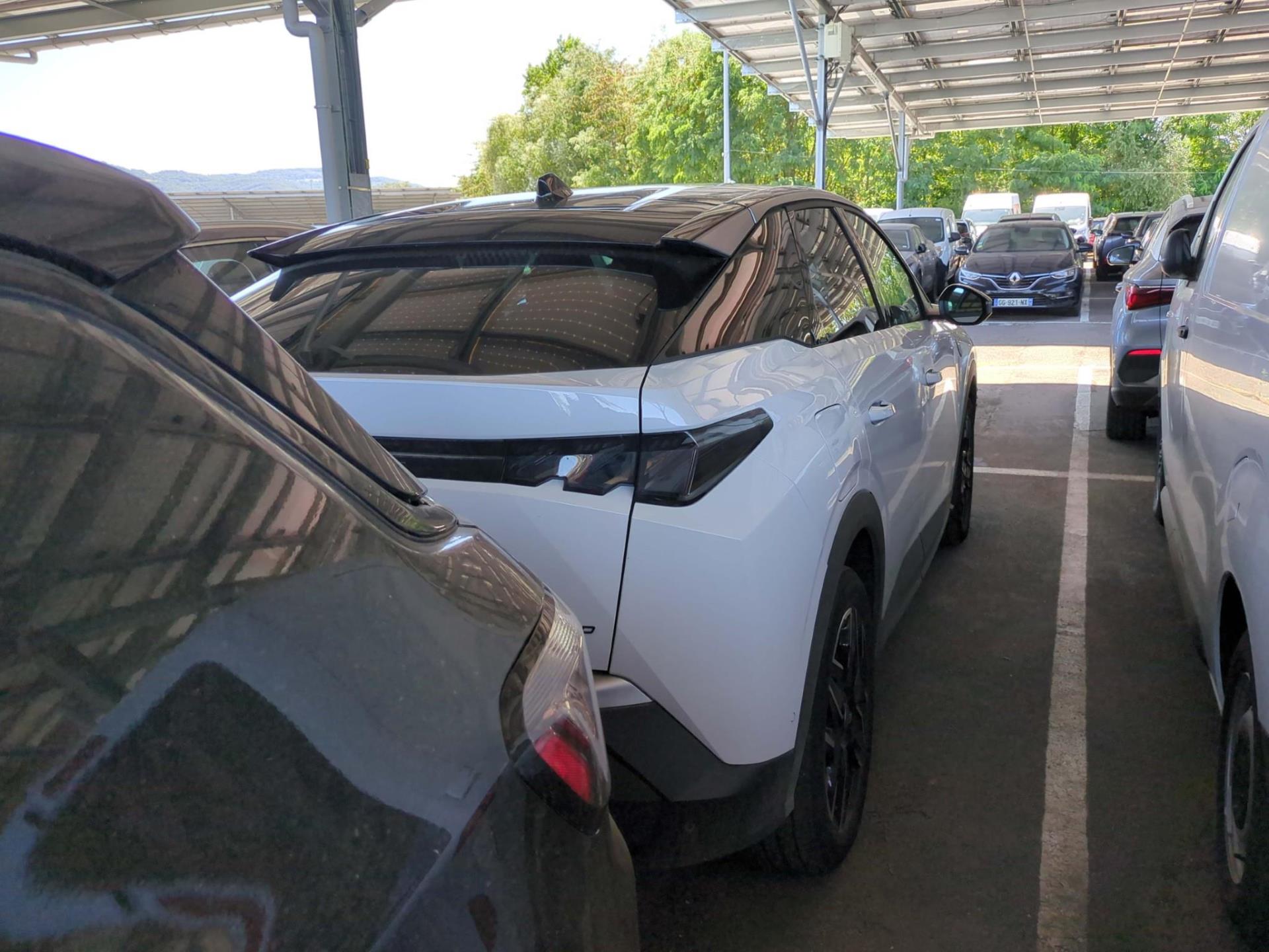 Peugeot 3008 Hybrid 145 e-DCS6 GT 2025