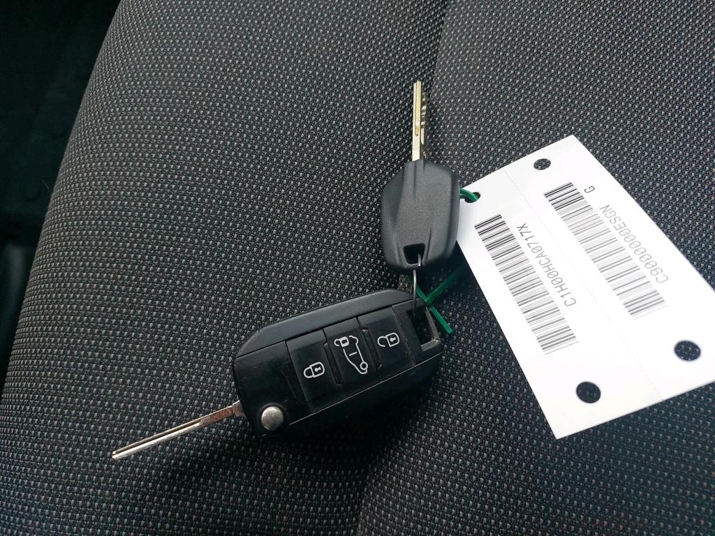 Peugeot PARTNER FOURGON STANDARD 650 KG BLUEHDI 100 S&S BVM5 ASPHALT 2020