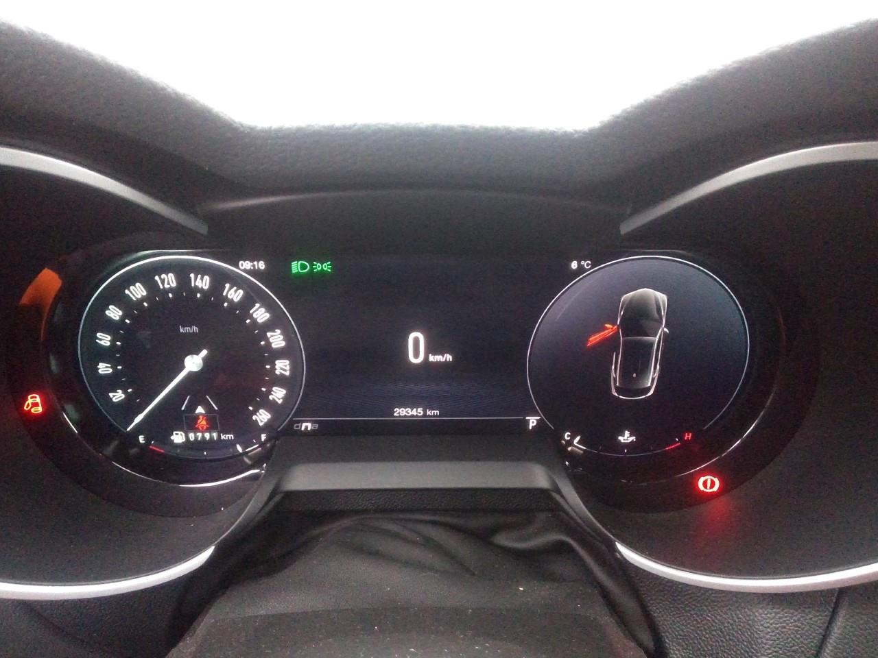Foto Alfa Romeo Stelvio 4