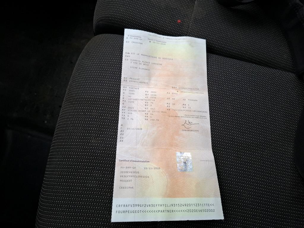 Peugeot PARTNER FOURGON STANDARD 650 KG BLUEHDI 100 S&S BVM5 PREMIUM 2020