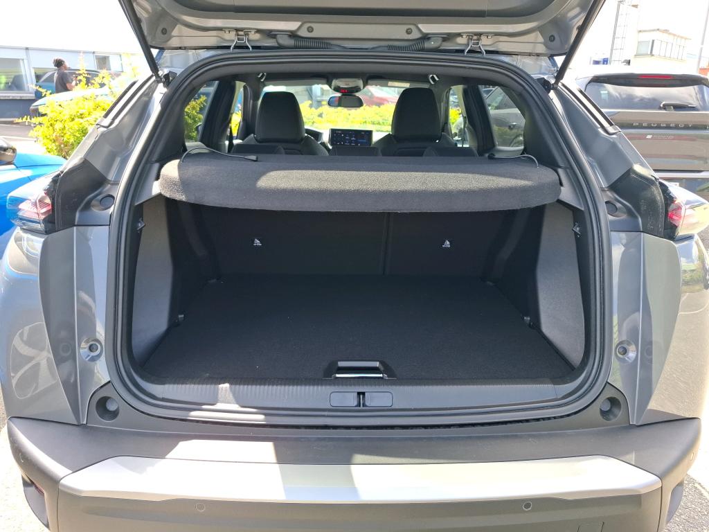 Peugeot 2008 Hybrid 145 e-DCS6 GT 2025