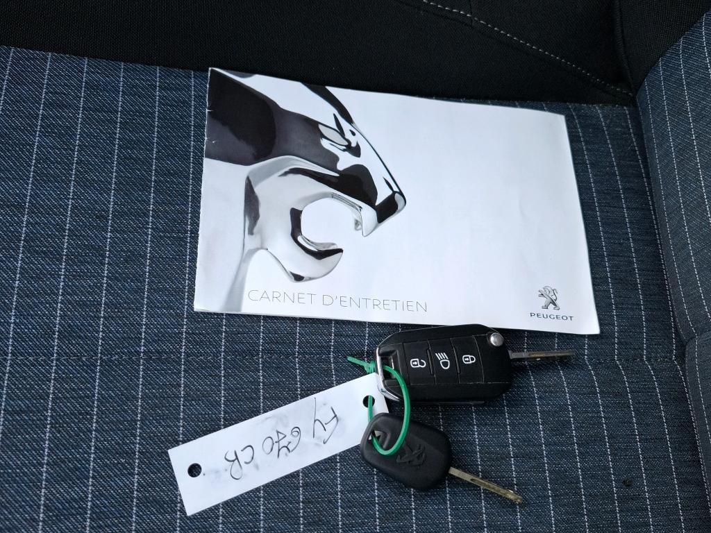Peugeot 208 BLUEHDI 100 S&S BVM6 PREMIUM PACK 2021