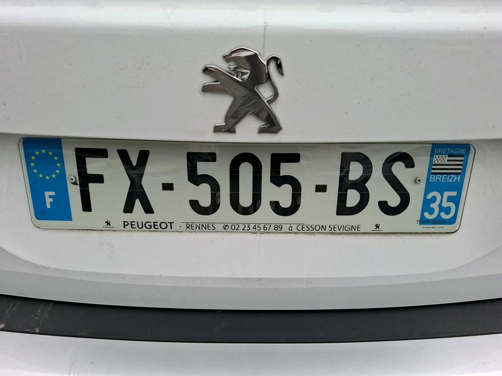 Peugeot 2008 BlueHDi 110 S&S BVM6 Active Business 2021