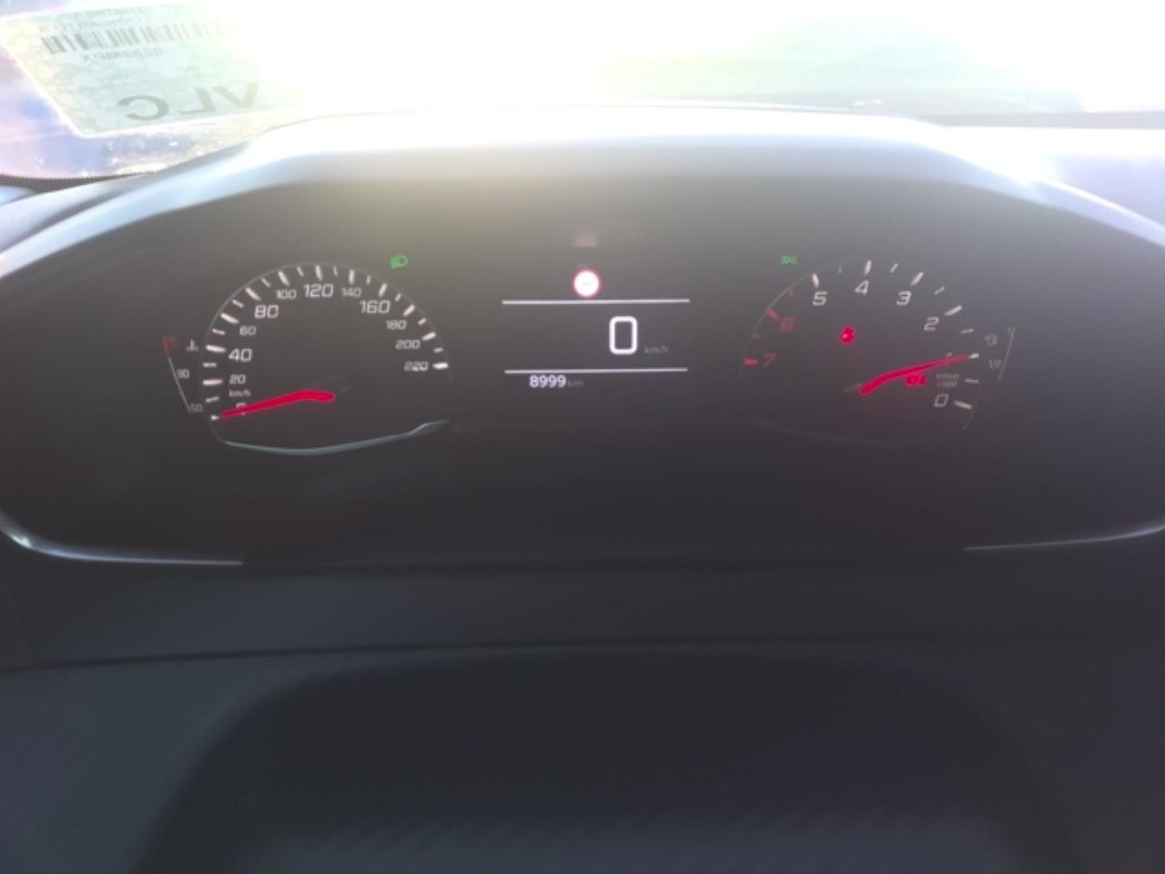 Foto Peugeot 208 5