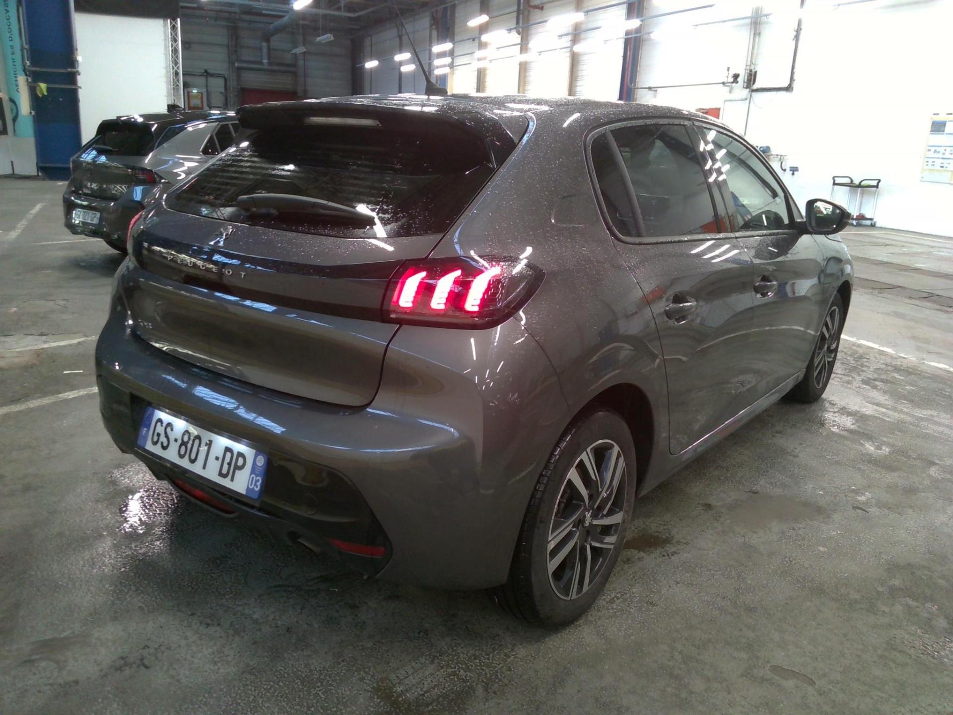 Peugeot 208 II 