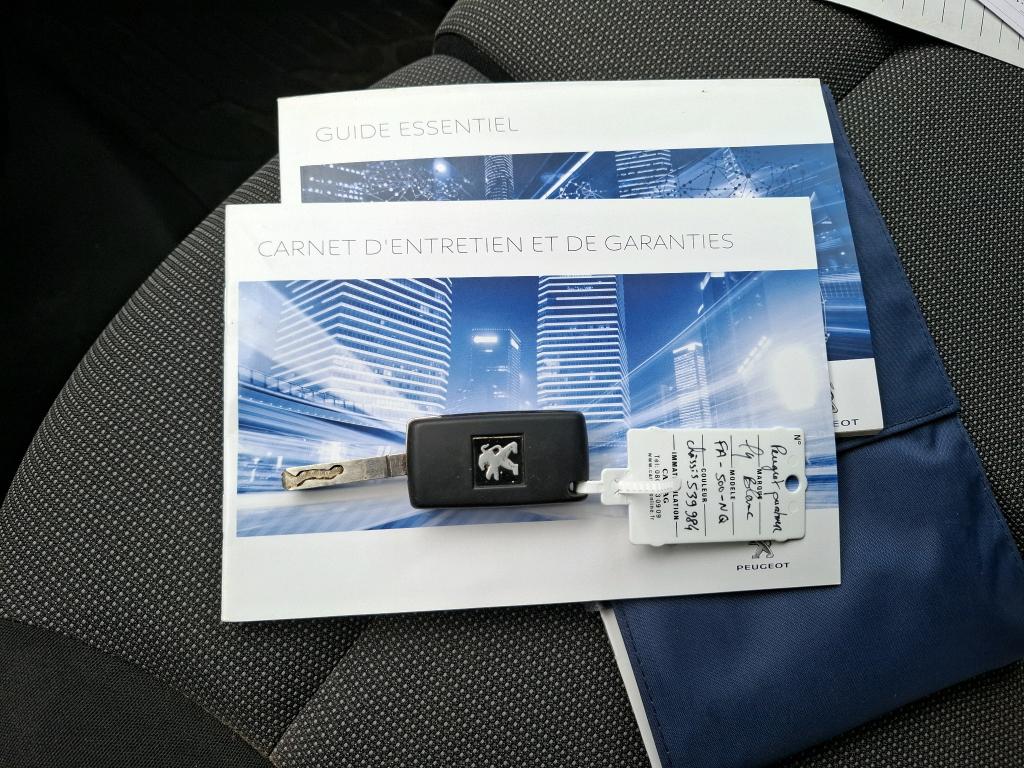 Peugeot PARTNER FOURGON STANDARD 1.6 BLUEHDI 100 BVM5 PREMIUM 2018