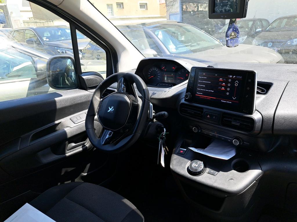 Peugeot PARTNER FOURGON STANDARD 650 KG BLUEHDI 130 S&S EAT8 ASPHALT 2020