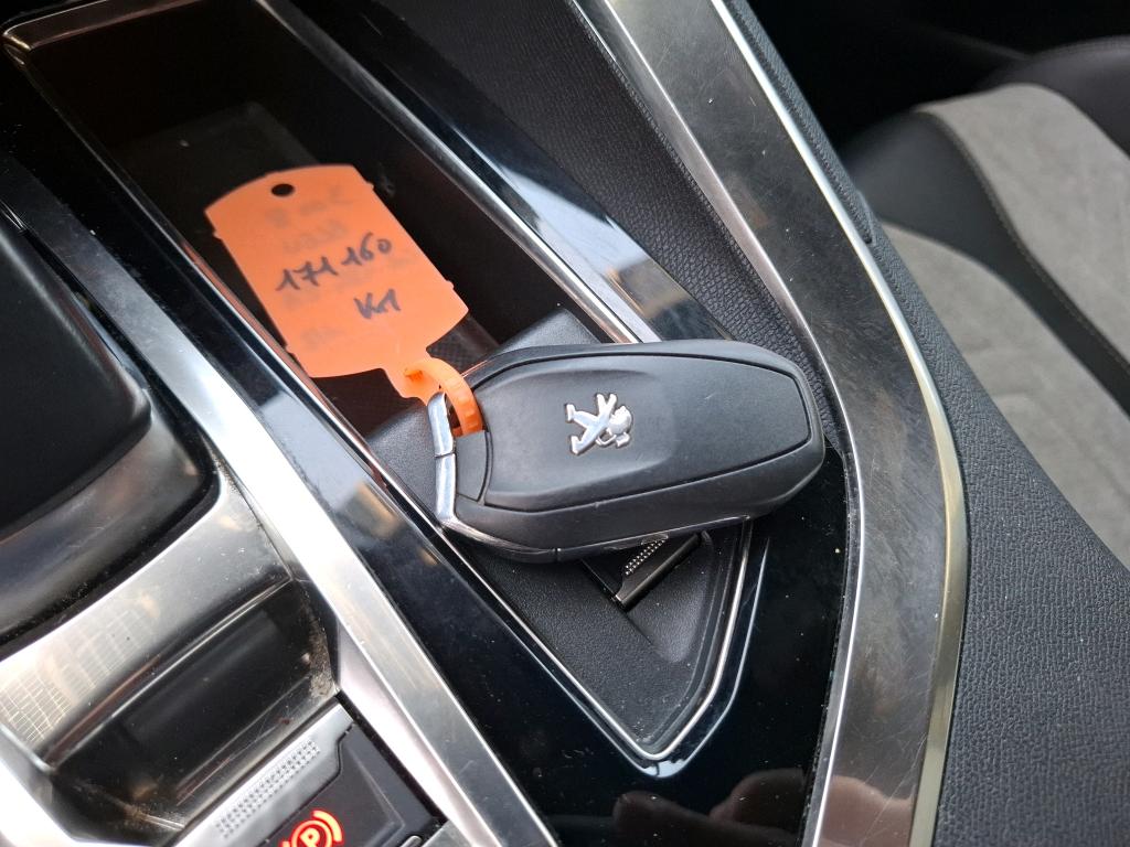 Peugeot 3008 Hybrid 225 e-EAT8 GT 2021