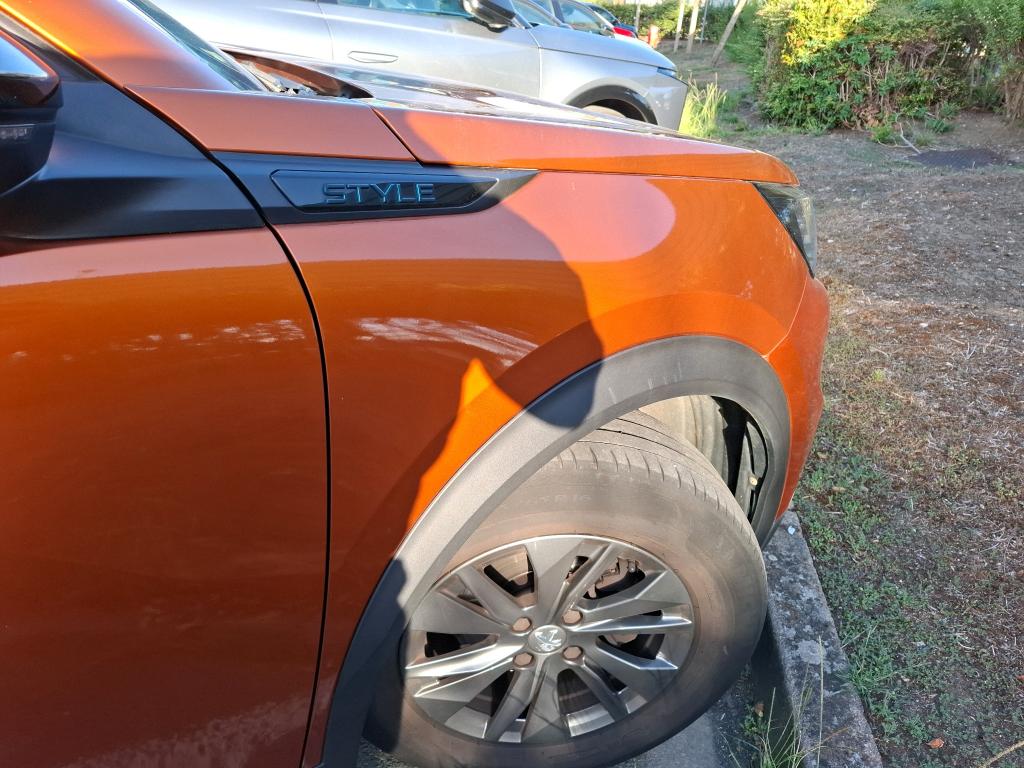 Peugeot 2008 PureTech 100 S&S BVM6 Style 2022