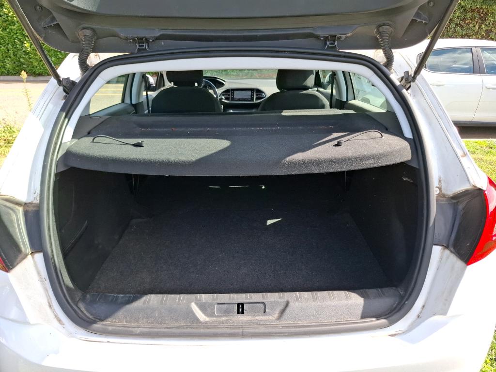 Peugeot 308 AFFAIRE BLUEHDI 130 S&S BVM6 PREMIUM PACK 2021