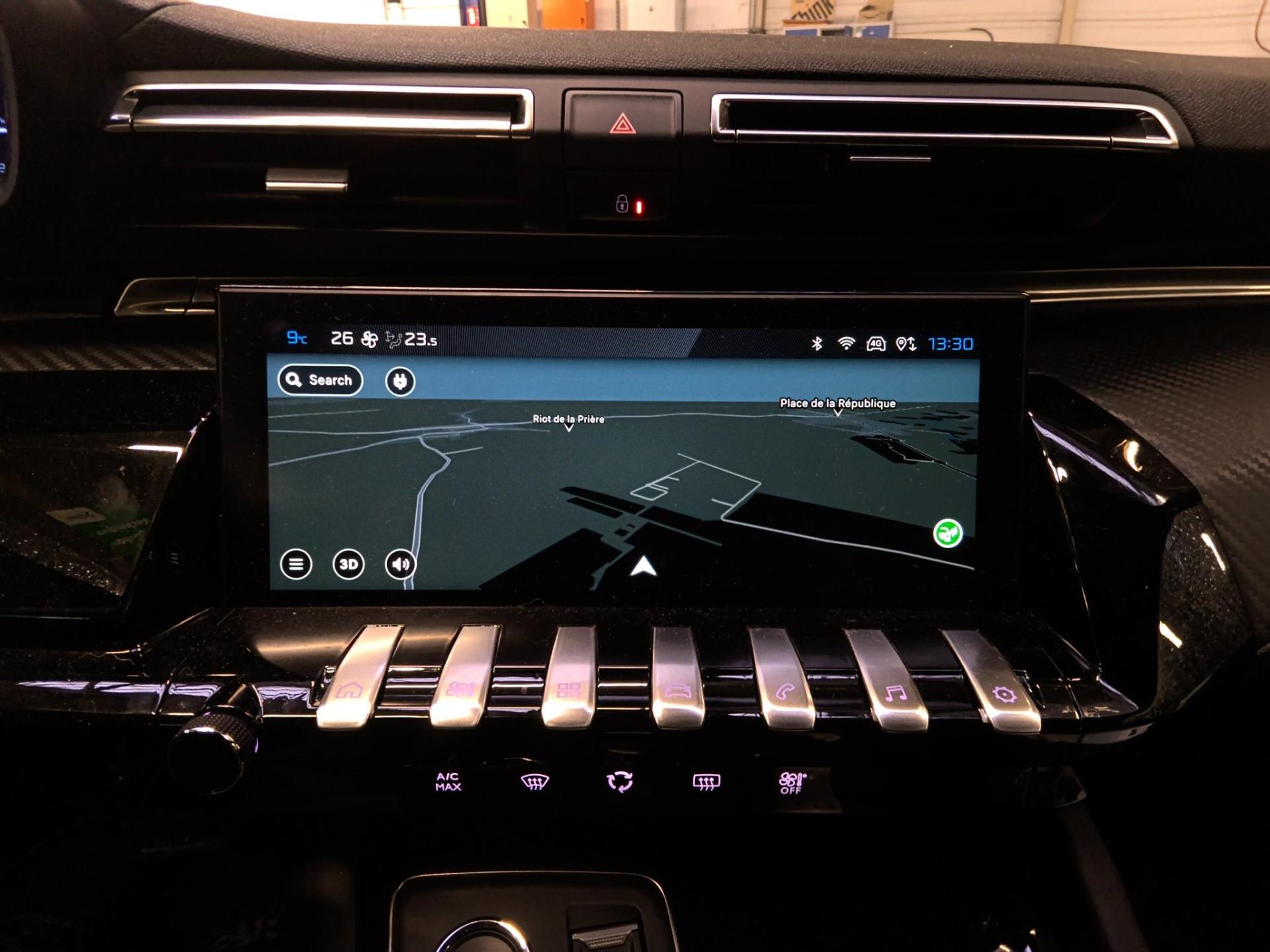 Peugeot 508 SW Hybrid 180 e-EAT8 Allure 2025