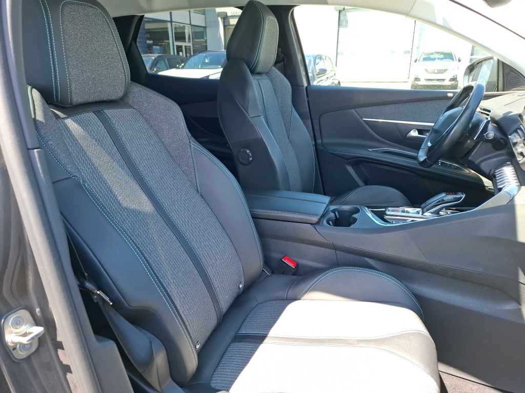 Peugeot 3008 BlueHDi 130ch S&S EAT8 Allure Pack 2022