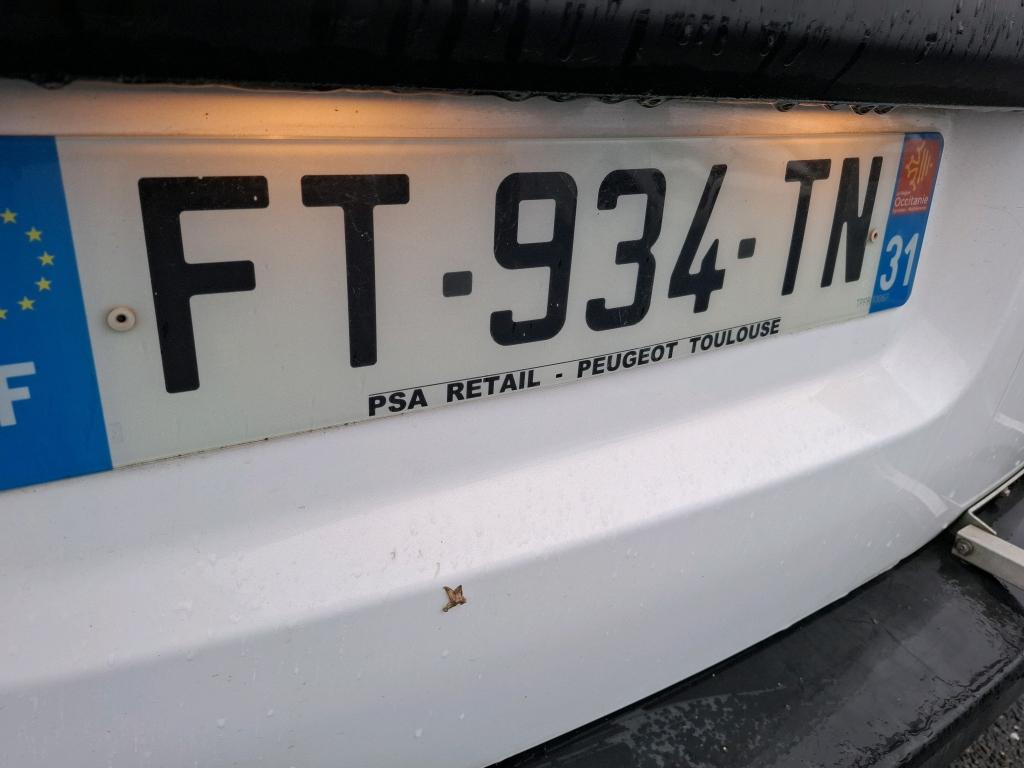 Peugeot EXPERT FGN TOLE STANDARD 1.5 BLUEHDI 120 S&S BVM6 ASPHALT 2020