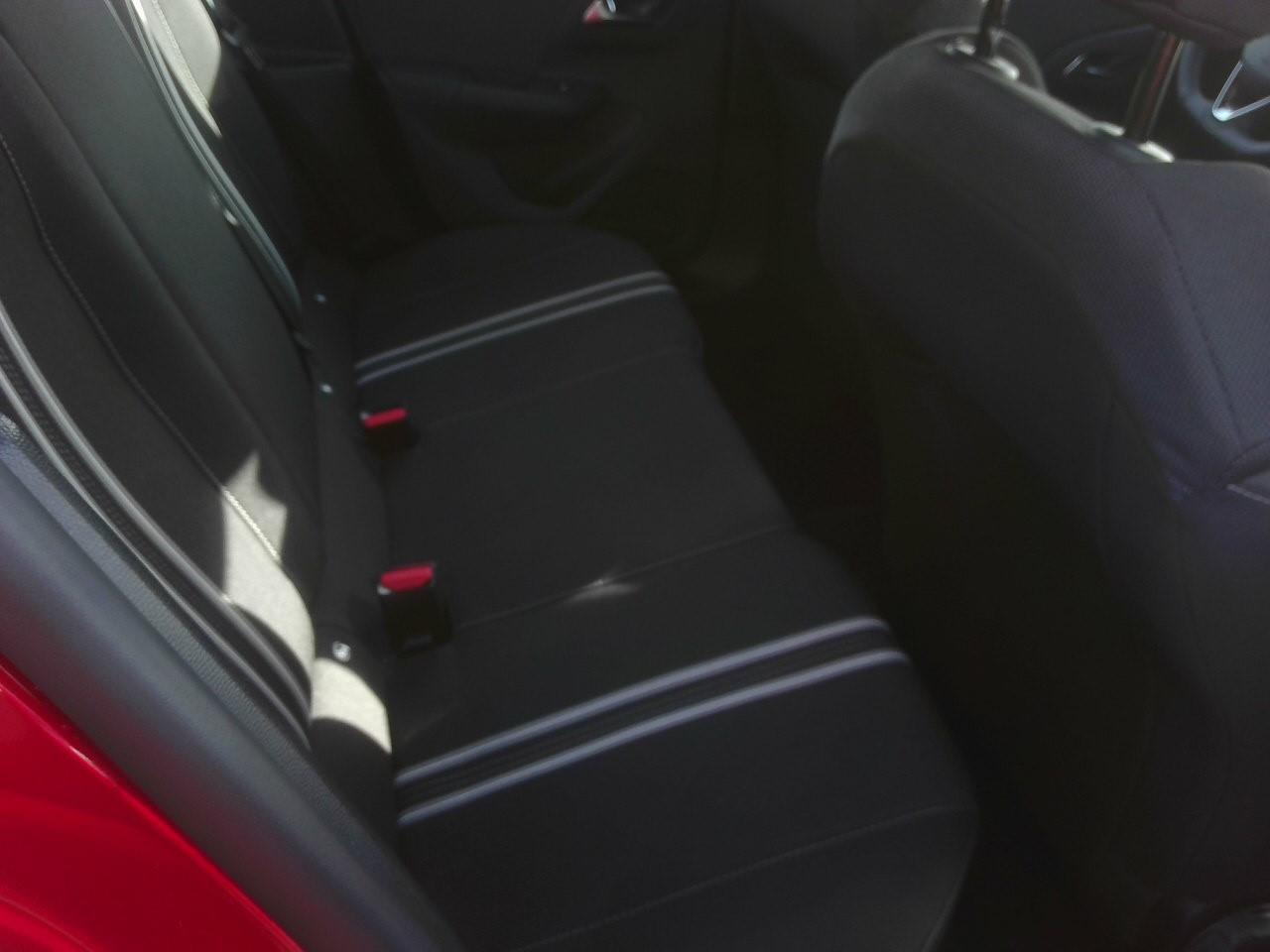 Foto Opel Corsa 11