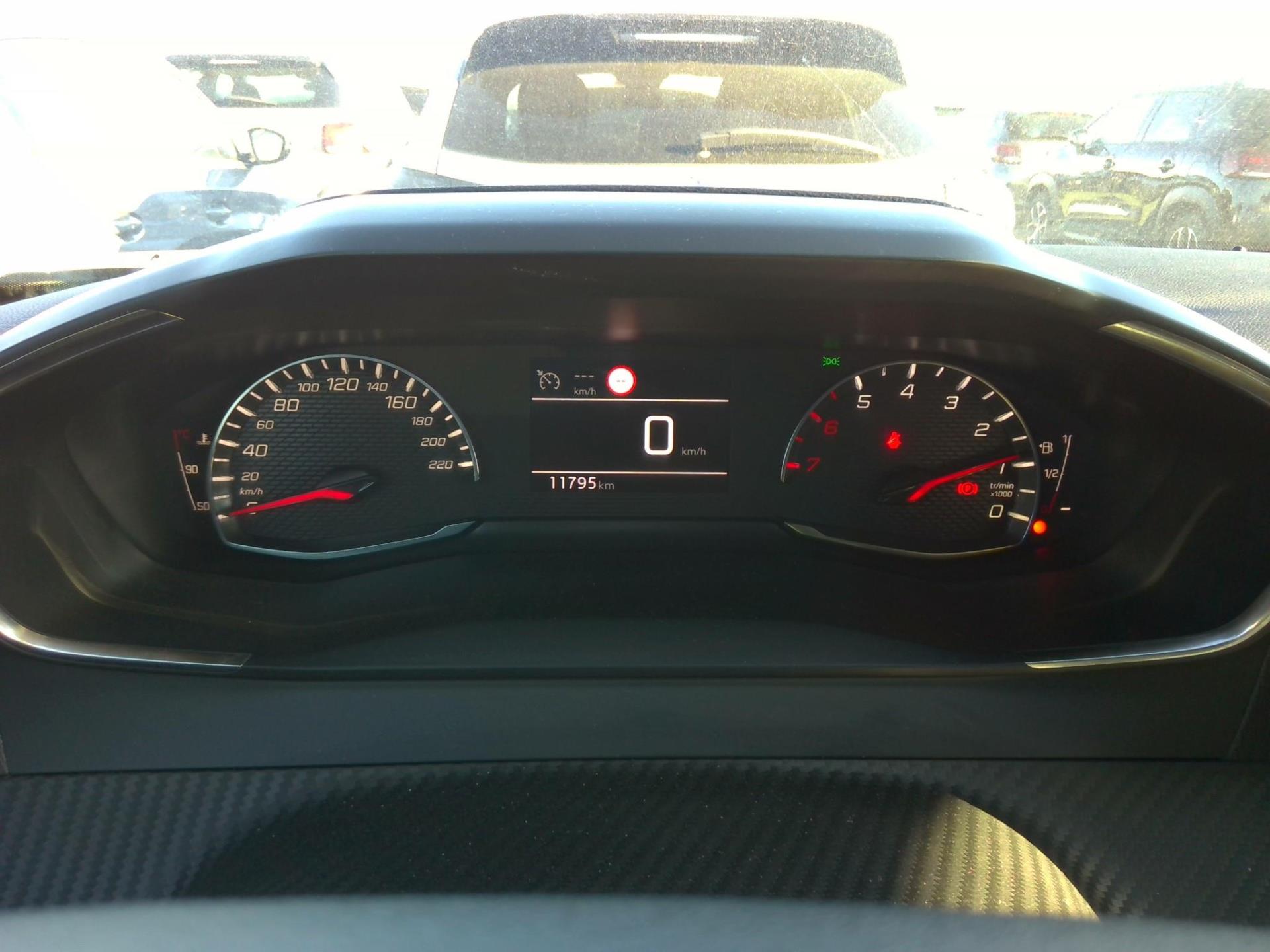 Peugeot 2008 PureTech 100 S&S BVM6 Style 2023