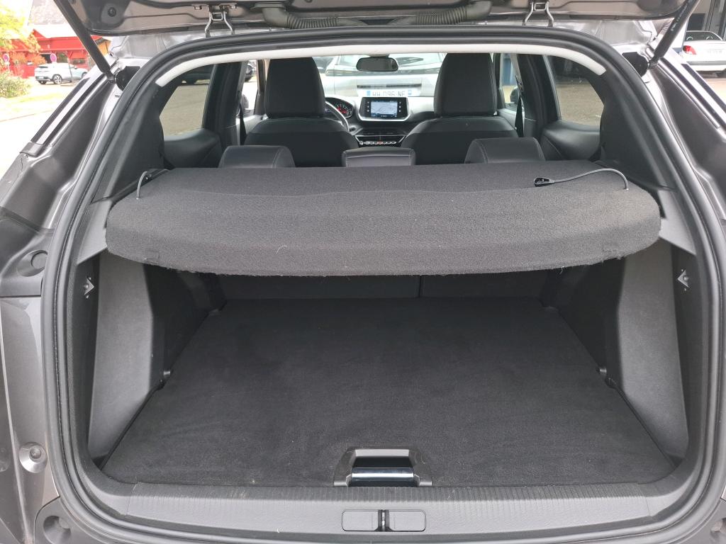 Peugeot 2008 BlueHDi 130 S&S EAT8 Allure 2022