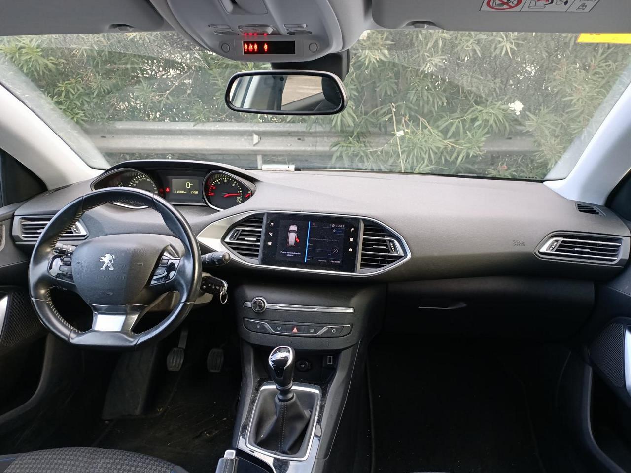 Foto Peugeot 308 8