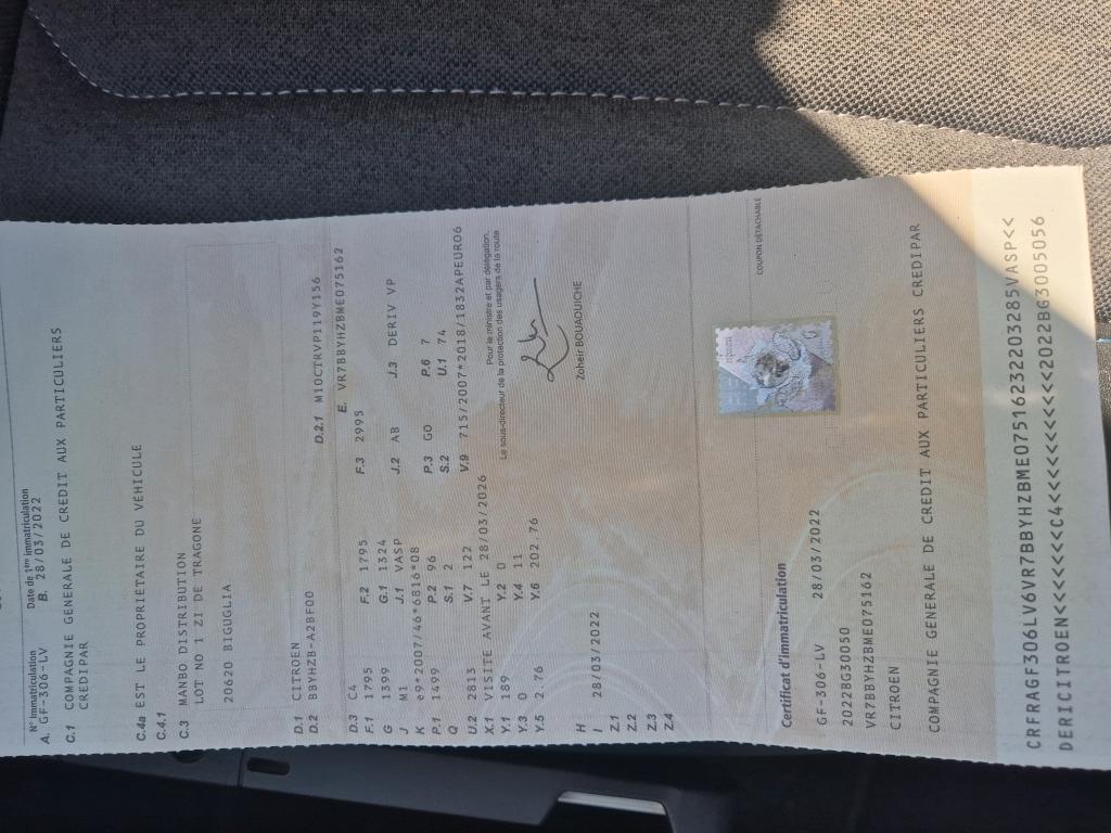 Citroen C4 SOCIETE BLUEHDI 130 S&S EAT8 FEEL NAV BUSINESS R 2022