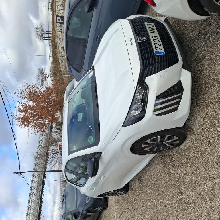 Foto Peugeot 208 4