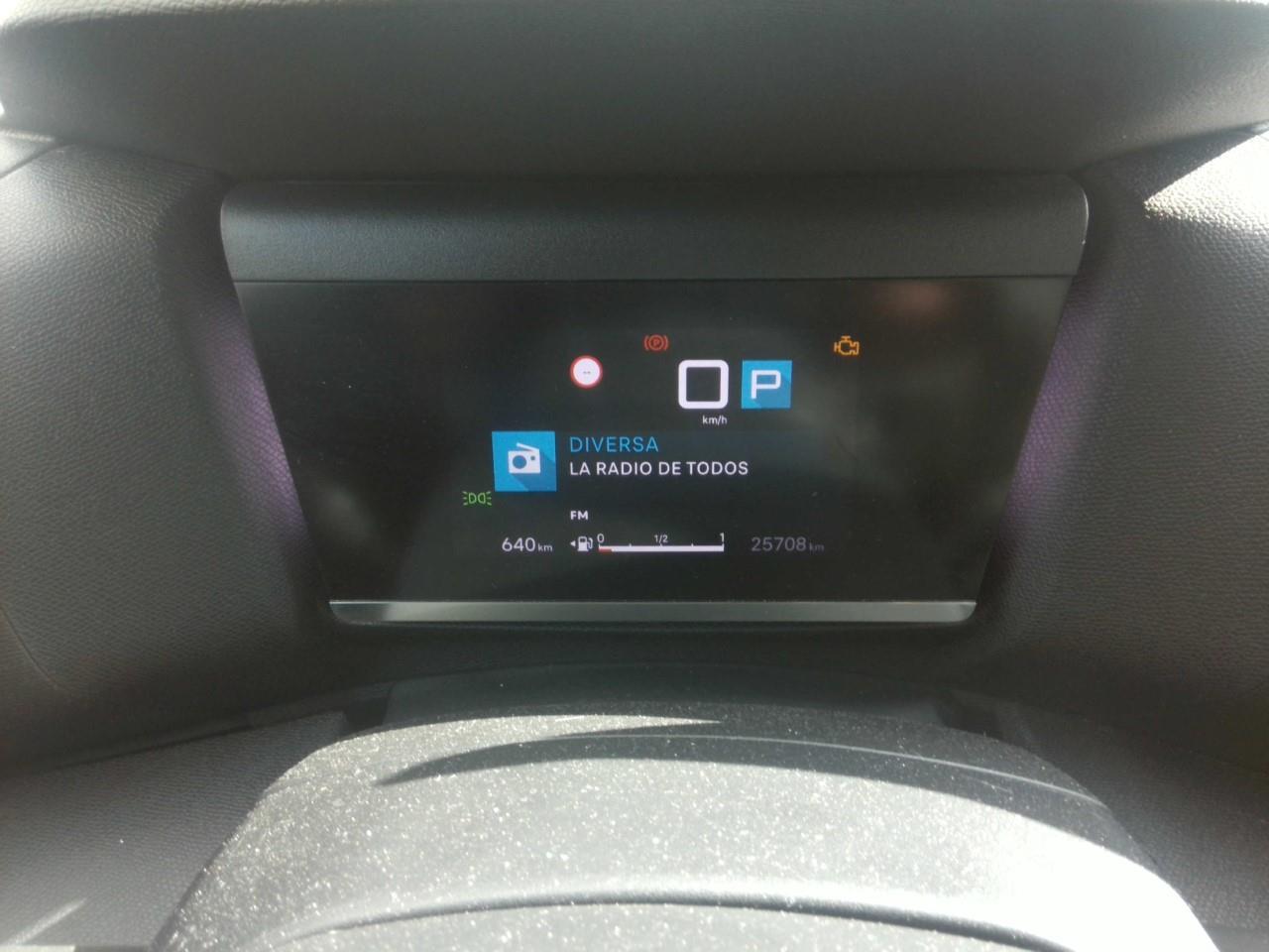 Foto Citroën C4 X 12