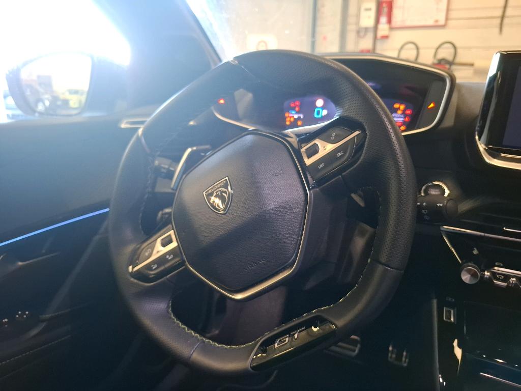 Peugeot 208 Hybrid 136 e-DCS6 GT 2024