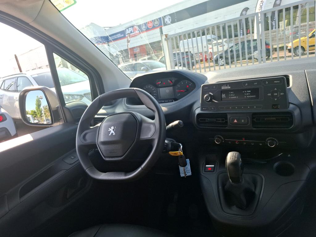 Peugeot PARTNER FOURGON STANDARD 650 KG BLUEHDI 75 BVM5 PREMIUM 2020