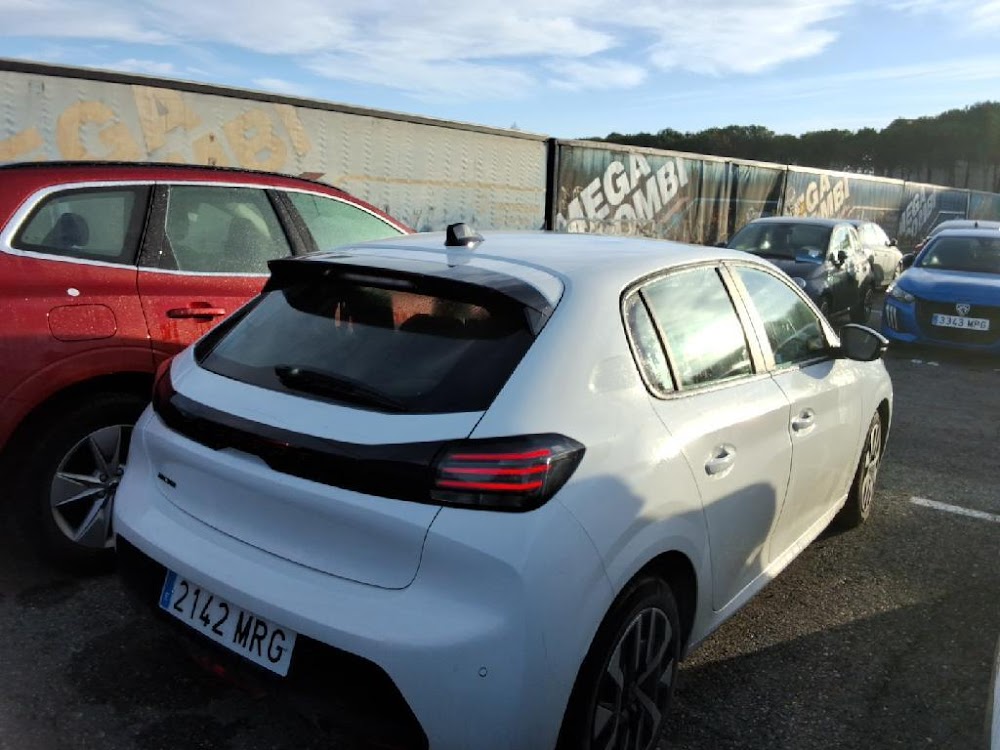 Foto Peugeot 208 6