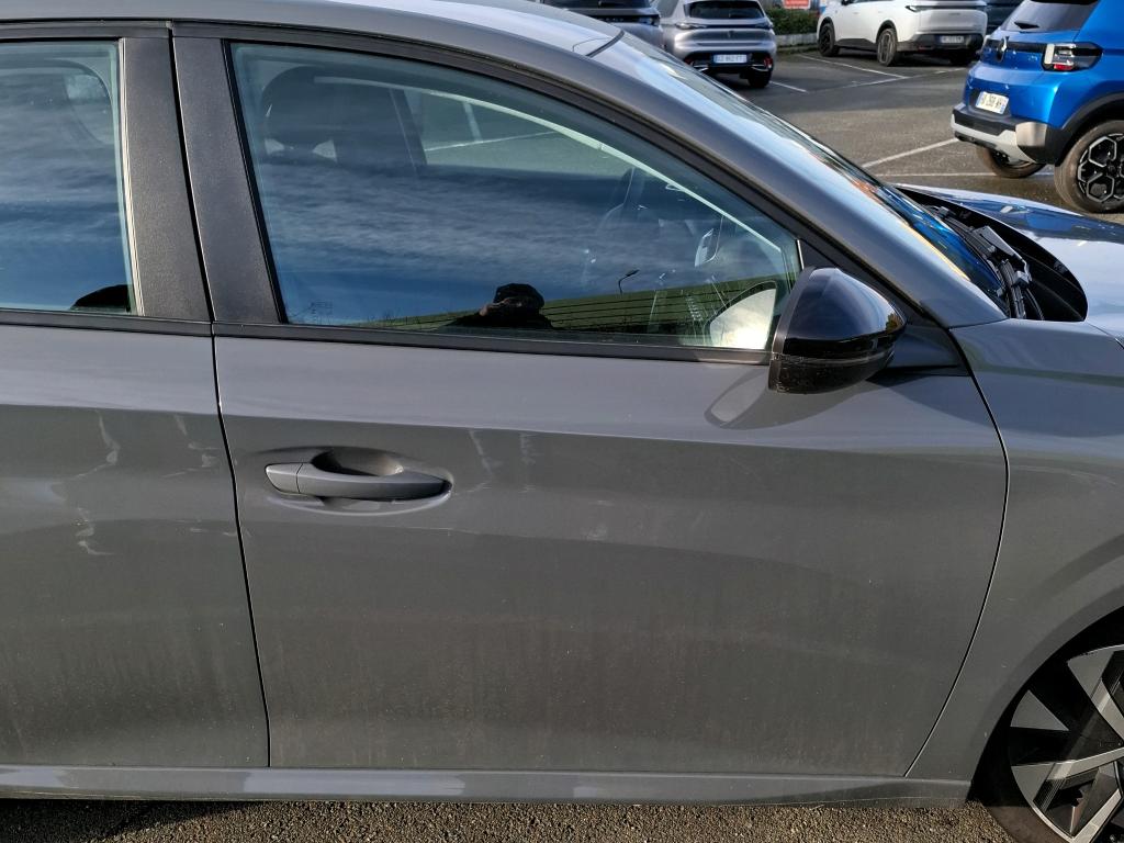 Peugeot 208 PureTech 100 S&S BVM6 Active 2024