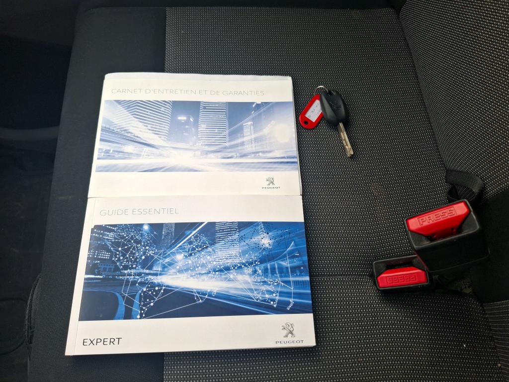 Peugeot EXPERT FGN TOLE STANDARD 2.0 BLUEHDI 120 S&S BVM6 PREMIUM 2018