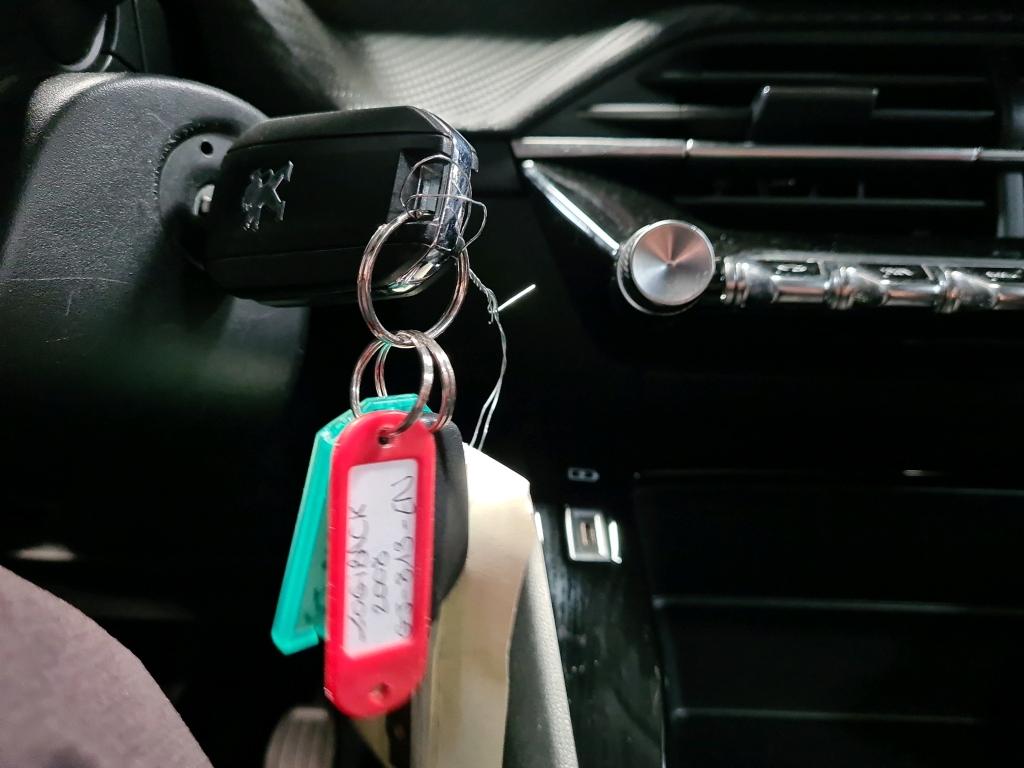 Peugeot 2008 PureTech 100 S&S BVM6 Active 2022