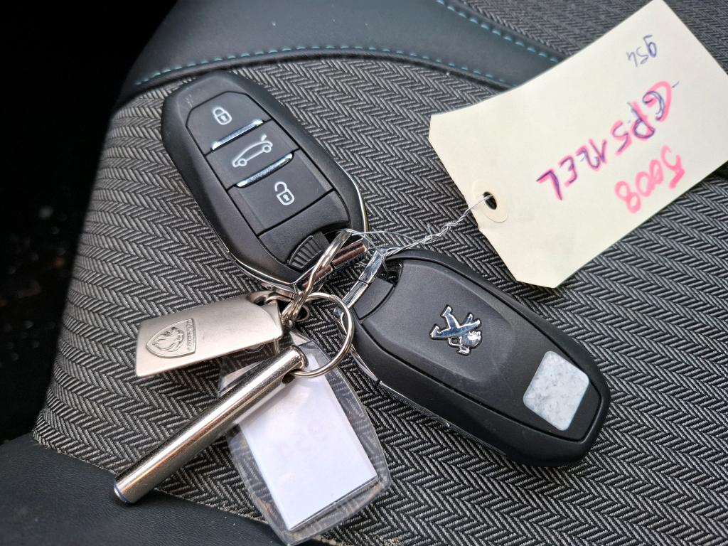 Peugeot 5008 PureTech 130ch S&S EAT8 Allure Pack 2023