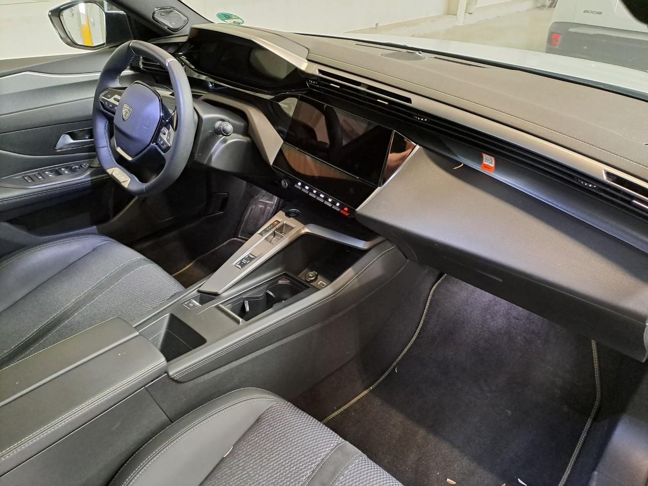 Peugeot 308 III 