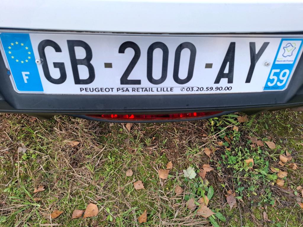 Peugeot 208 BLUEHDI 100 S&S BVM6 PREMIUM PACK 2021