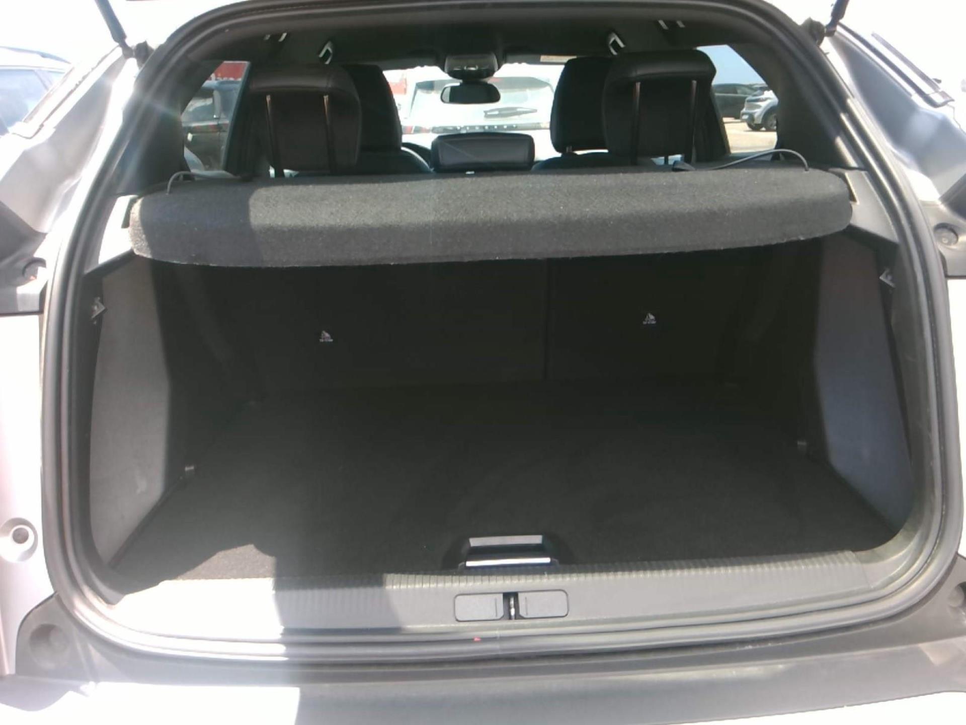 Peugeot 2008 BlueHDi 130 S&S EAT8 Allure 2023